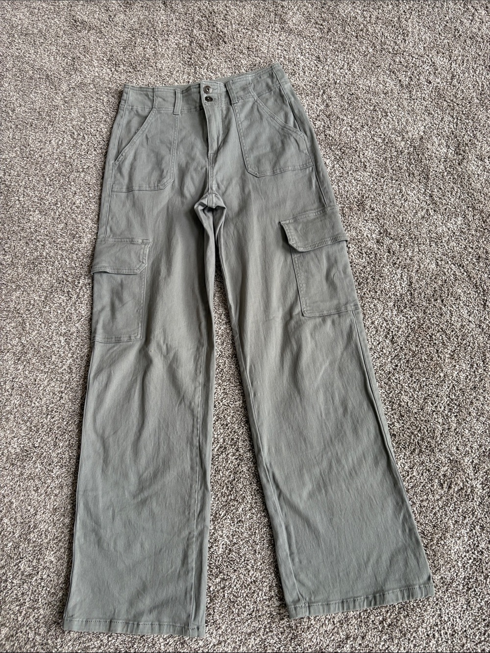 Celebrity Pink Olive Green High-Rise Cargo Pants